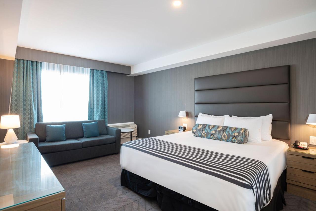 Sandman Signature Ottawa Airport Hotel מראה חיצוני תמונה