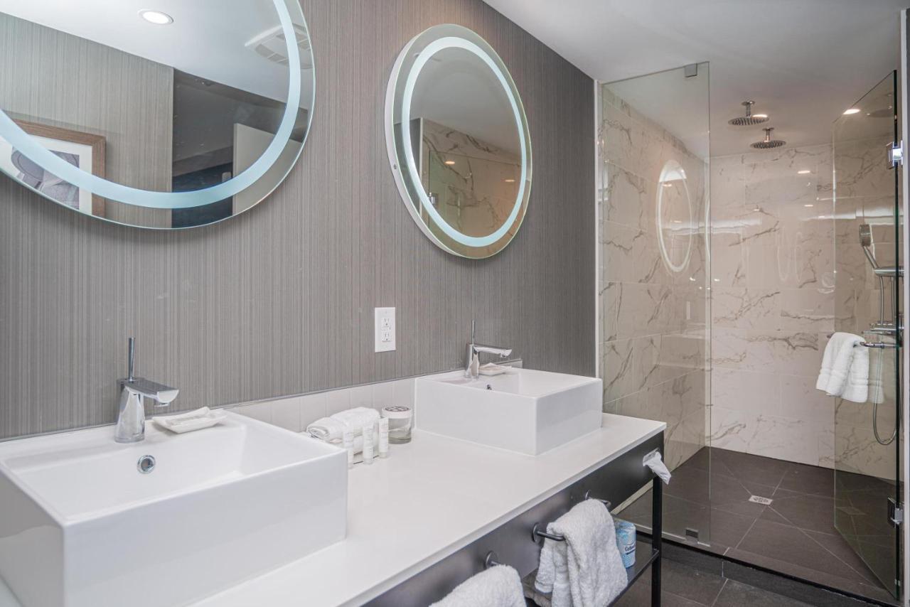 Sandman Signature Ottawa Airport Hotel מראה חיצוני תמונה
